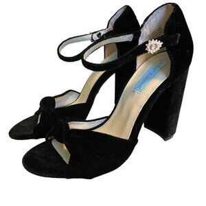 Betsey Johnson Ansly Black Heeled Ankle Strap Heels Holiday Shoes Womens 7.5M